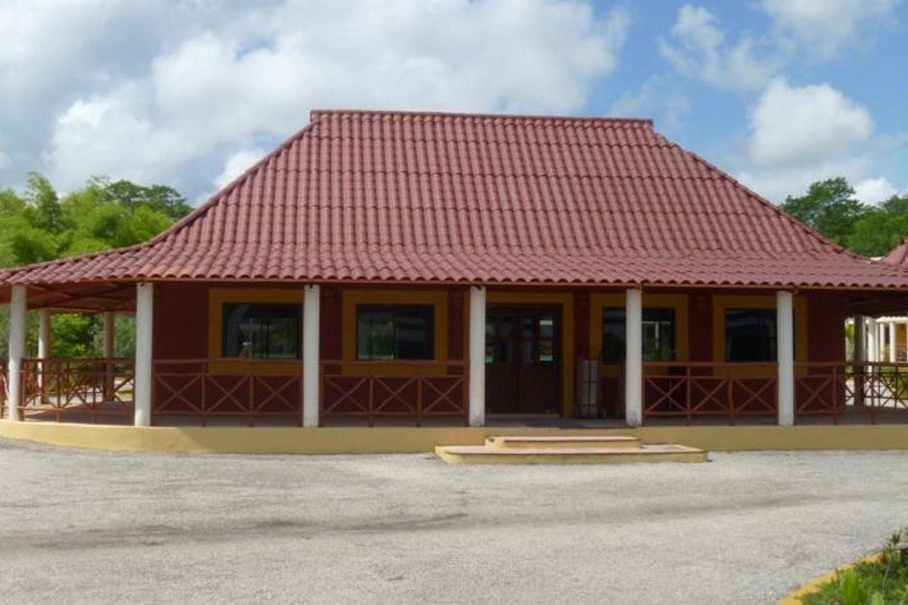 Hotel Debliz Xpujil Exteriör bild